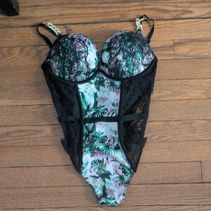 VS Victoria Secret Thong Bustier One Pc Medium